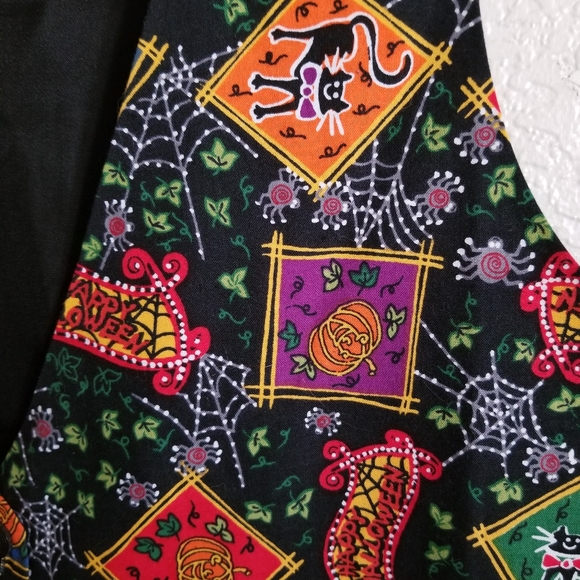 Basic Edition Lightweight Halloween Vest - Picture 4 of 6